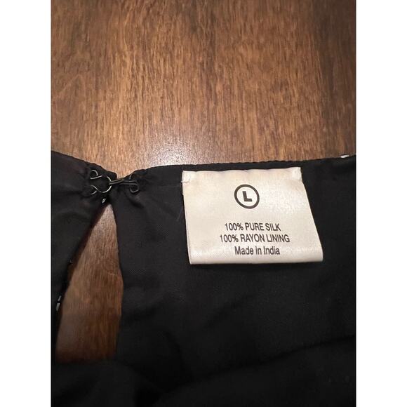 Women’s Formal Evening 100% Silk Black Beaded Short Sleeve Blouse Size Large - Picture 3 of 9